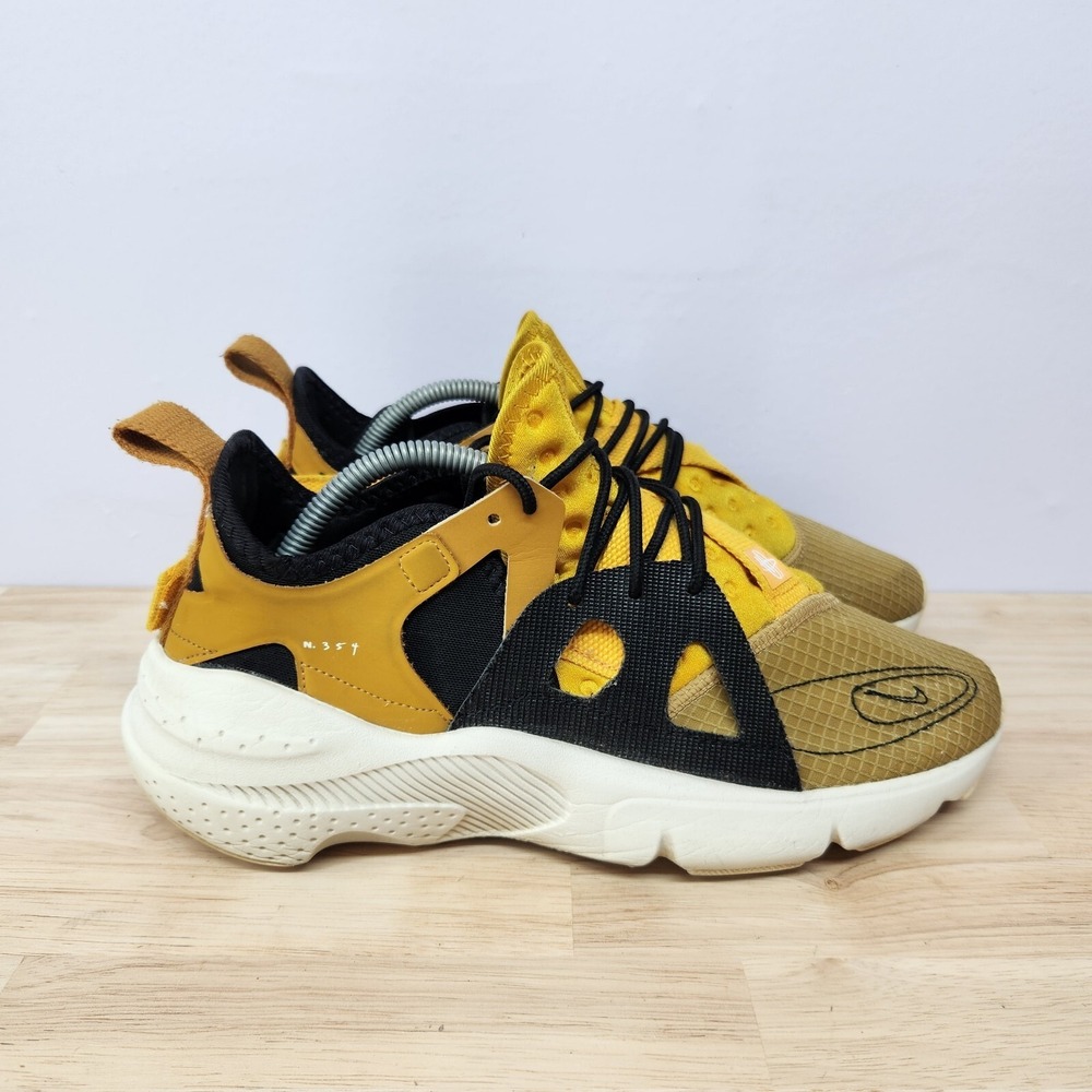 Nike Air Huarache Type Golden Mens Shoes Size 9 (BQ5102-700)